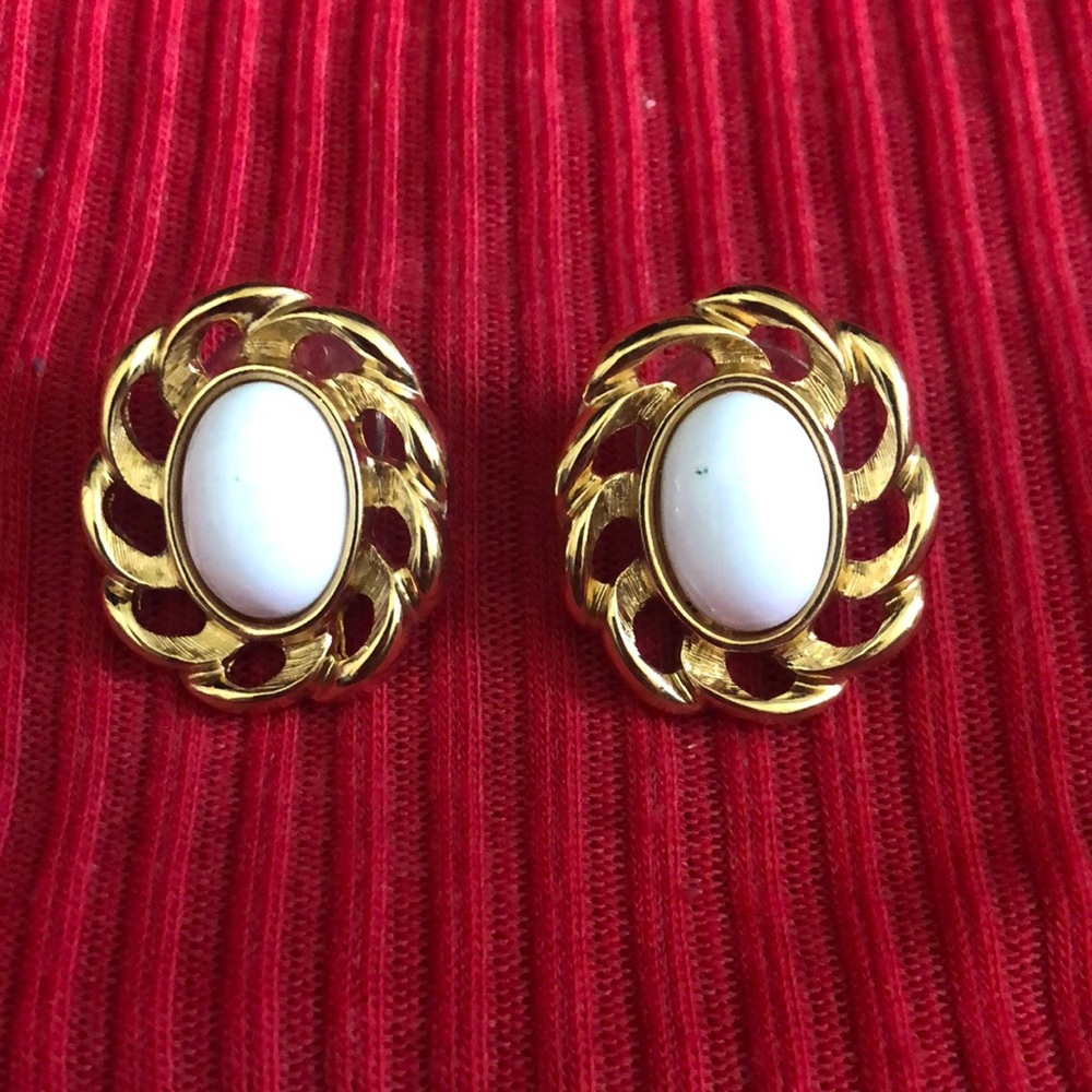 Monet White and Gold Earrings